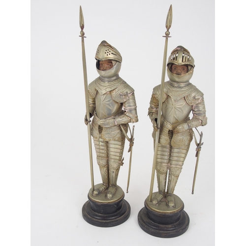 496 - A PAIR OF EARLY 20TH CENTURY MALTESE MODELS OF KNIGHTS IN ARMOUR