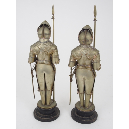 496 - A PAIR OF EARLY 20TH CENTURY MALTESE MODELS OF KNIGHTS IN ARMOUR