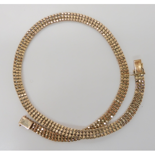 797 - A 9CT GOLD DECORATIVE COLLAR NECKLACE