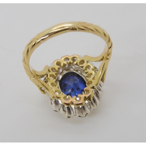 814 - AN 18CT GOLD ROSE CUT DIAMOND AND BLUE GEM SET RING