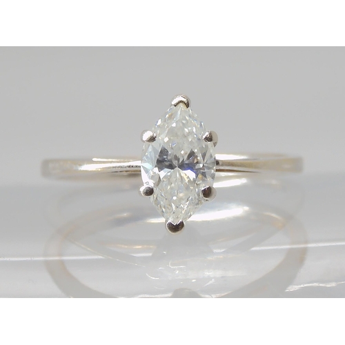 827 - A 14K GOLD MARQUIS DIAMOND RING