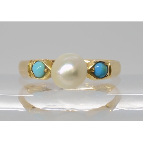 833 - AN 18CT PEARL AND TURQUOISE RING