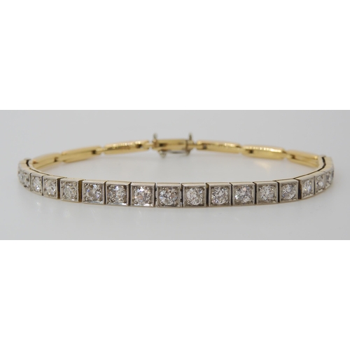 835 - AN ART DECO LINE BRACELET