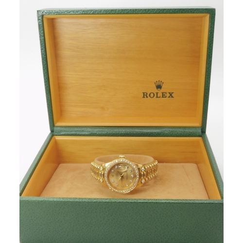 872 - AN 18CT GOLD LADIES ROLEX OYSTER PERPETUAL DATE JUST