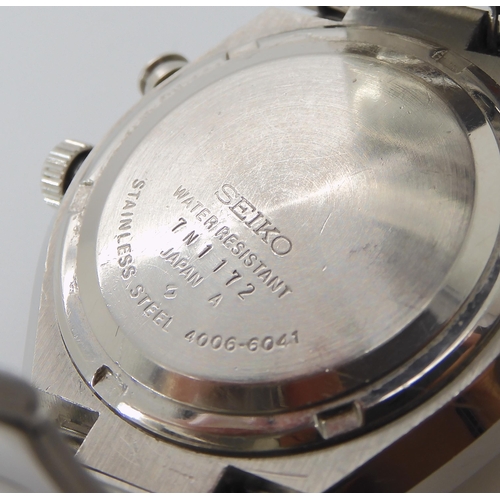 876 - A STAINLESS STEEL SEIKO BELL-MATIC WRISTWATCH