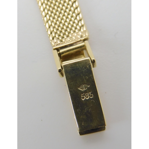 880B - A 9CT and 14K GOLD LADIES RECORD DE LUXE