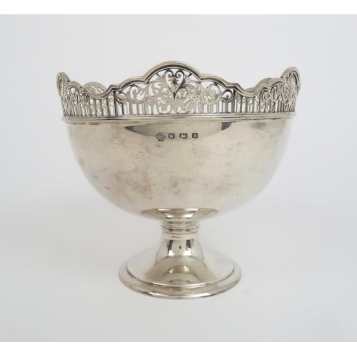 901 - A SILVER ROSE BOWL