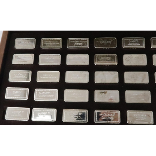 911 - A CASED SET OF SILVER INGOTS