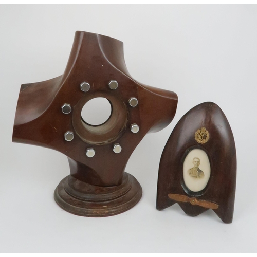 960 - A LOT COMPRISING AN AIRCRAFT PROPELLER BOSS CLOCK OR BAROMETER CASE