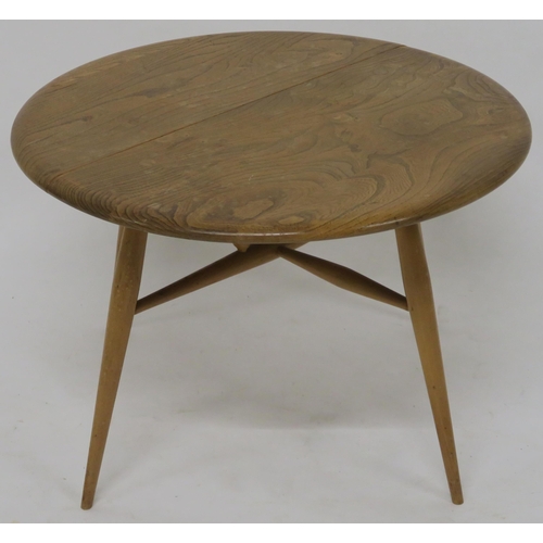 138 - A MID CENTURY ELM & BEECH ERCOL 308 CIRCULAR DROPLEAF TABLE