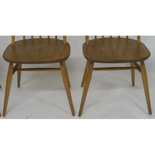 140 - A MID CENTURY ELM & BEECH ERCOL 384 DROPLEAF DINING TABLE & FOUR ERCOL 365 QUAKER WINDOR CHAIRS