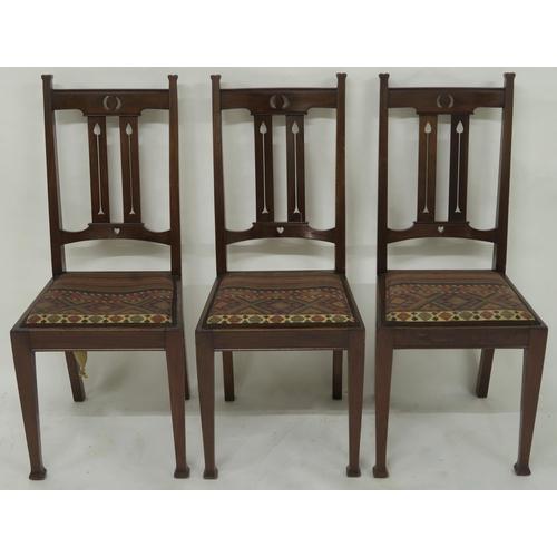 61 - A SET OF SIX MAHOGANY ART NOUVEAU DINING CHAIRS