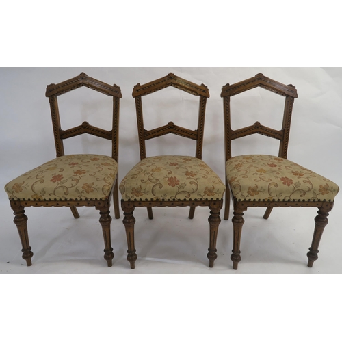 86 - A SET OF EIGHT ARTS AND CRAFTS OAK DINING CHAIRS