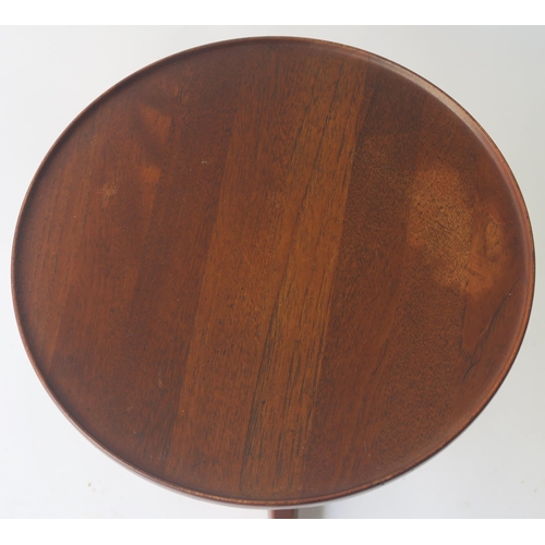 118 - A HANS C ANDERSEN MID CENTURY DANISH TEAK SIDE TABLE