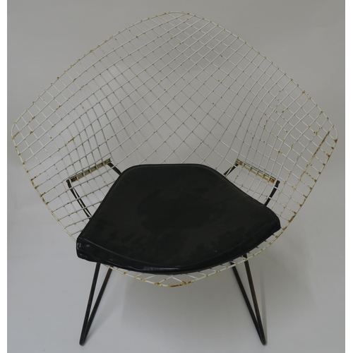 123A - A PAIR OF MID CENTURY HARRY BERTOIA DIAMOND CHAIRS