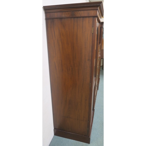 65A - A VICTORIAN MAHOGANY COMPACTUM WARDROBE