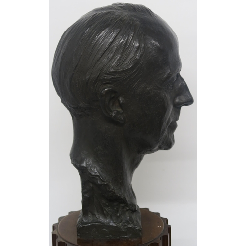 8 - CHARLES JAMES PIBWORTH (1878-1958) - A BRONZE BUST OF A MAN