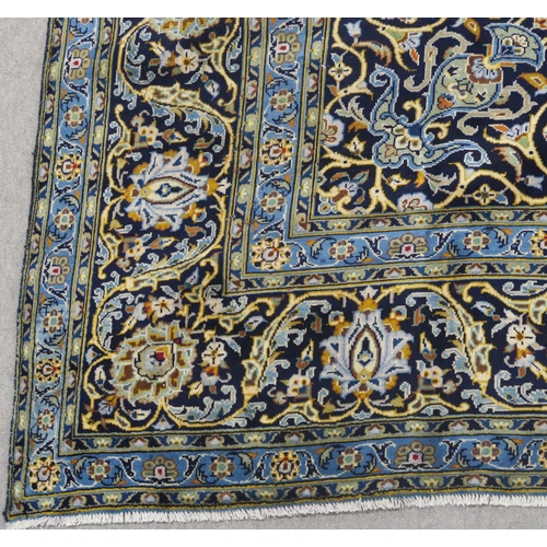 94 - A NAJAF-ABAD/ISFAHAN RUG