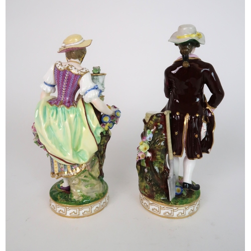 270 - A PAIR OF CONTINENTAL FIGURES OF A MAN AND WOMAN