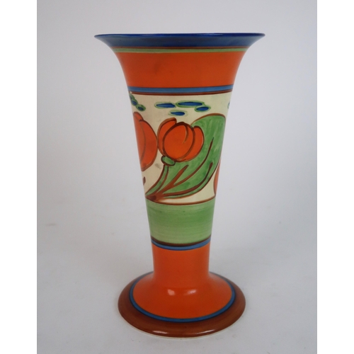 308 - A CLARICE CLIFF FANTASQUE ORANGE LILY PATTERN VASE