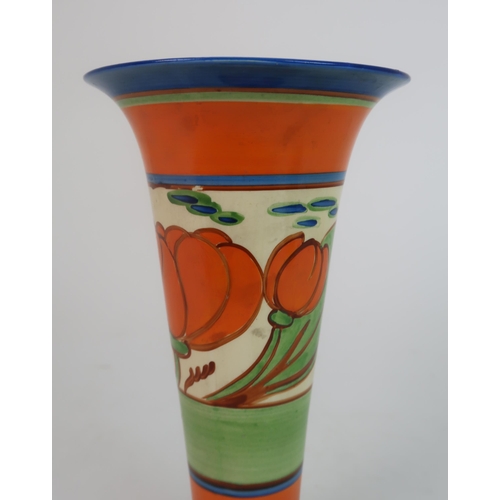 308 - A CLARICE CLIFF FANTASQUE ORANGE LILY PATTERN VASE