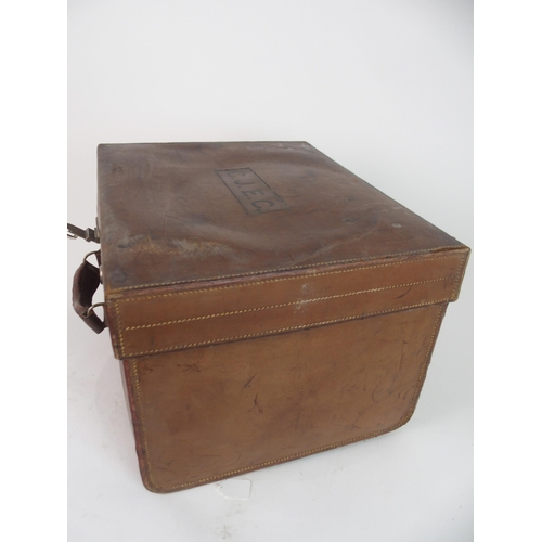 377 - A VICTORIAN LEATHER HAT BOX