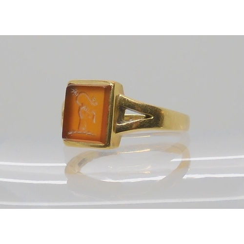 536 - A 15CT GOLD INTAGLIO RING