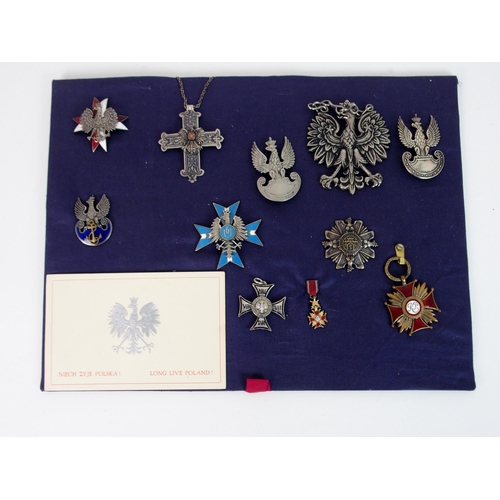 801 - A POLISH MILITARY CROSS OF MERIT