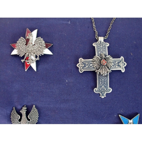 801 - A POLISH MILITARY CROSS OF MERIT