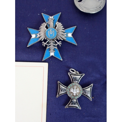 801 - A POLISH MILITARY CROSS OF MERIT