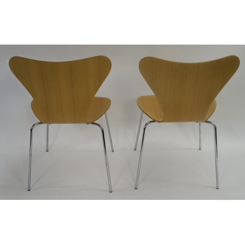 106 - A SET OF SIX ARNE JACOBSEN FOR FRITZ HANSEN SERIES 7 DINING CHAIRS