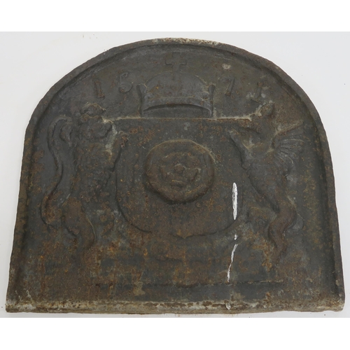 68 - A 16TH CENTURY STYLE CAST IRON FIREBACK