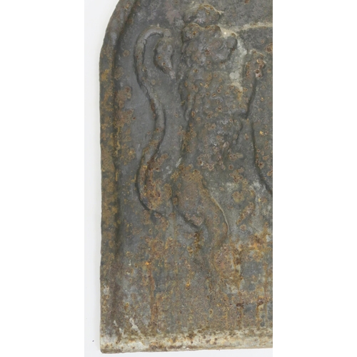 68 - A 16TH CENTURY STYLE CAST IRON FIREBACK