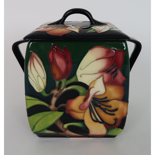 280 - A MOORCROFT PENCARROW PATTERN BOX AND COVER