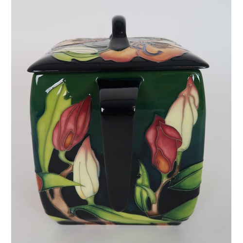 280 - A MOORCROFT PENCARROW PATTERN BOX AND COVER