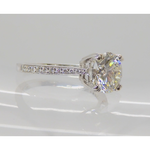 527 - AN 18CT WHITE GOLD DIAMOND SOLITAIRE RING