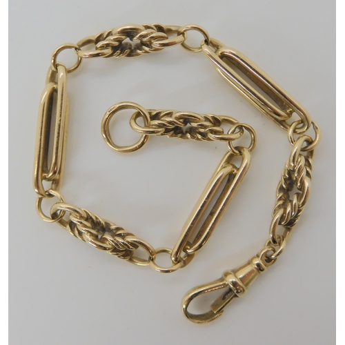 528 - A 9CT GOLD FANCY LINK BRACELET