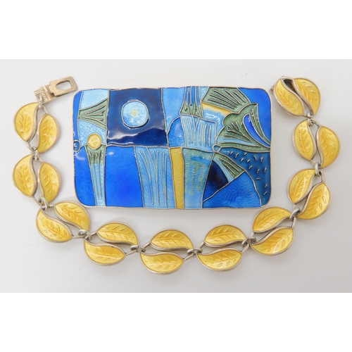 544 - A DAVID ANDERSEN SILVER AND ENAMEL BROOCH 'SPRING' COLOURWAY