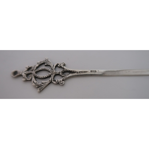 752 - A SILVER LETTER OPENER