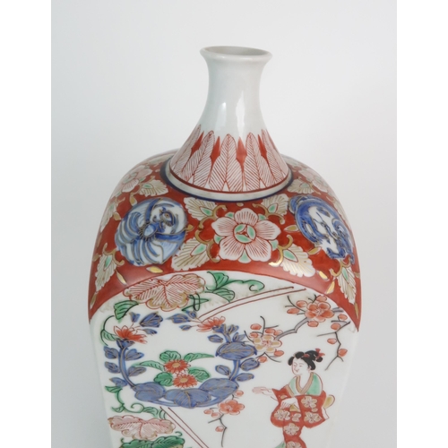 162 - AN IMARI SQUARE BOTTLE VASE