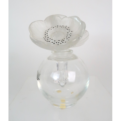 292 - A LALIQUE DEUX ANEMONE PERFUME BOTTLE