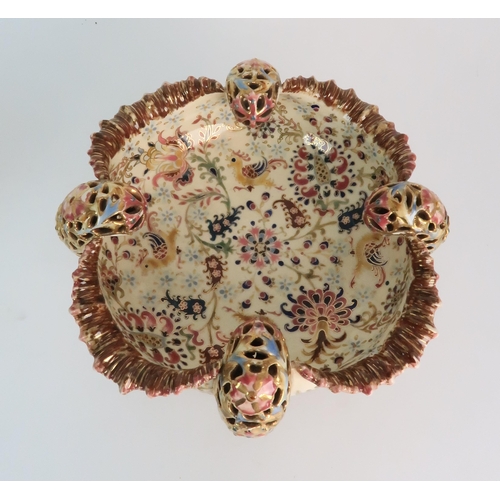 301 - A VIENNA PORCELAIN PLATE