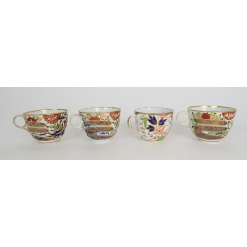 316 - ASSORTED ANTIQUE IMARI PATTERN TEA AND COFFEEWARES