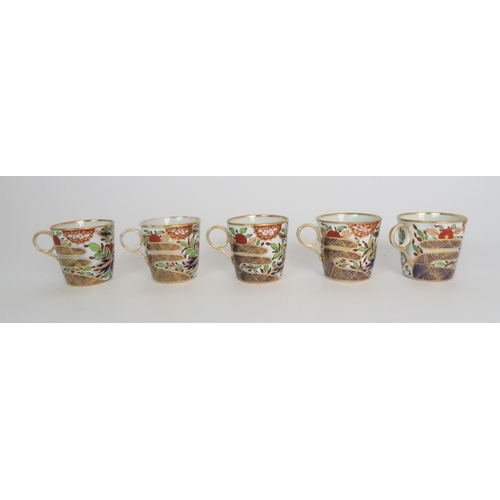 316 - ASSORTED ANTIQUE IMARI PATTERN TEA AND COFFEEWARES