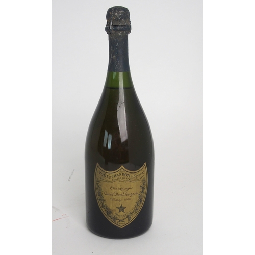 498 - A BOTTLE OF MOET & CHANDON DOM PERIGNON  1966