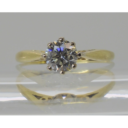 541 - A DIAMOND SOLITAIRE RING