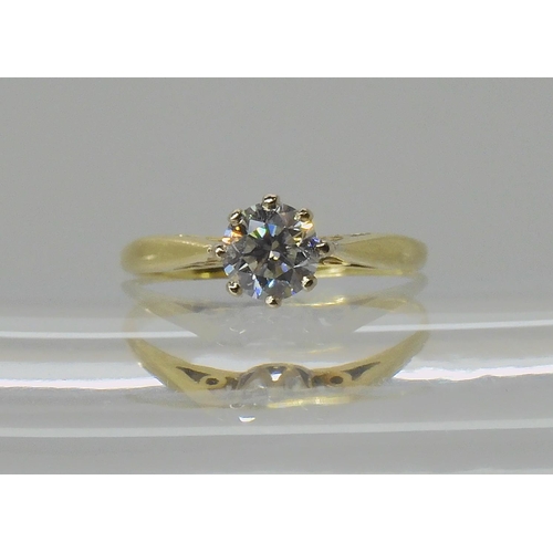 541 - A DIAMOND SOLITAIRE RING