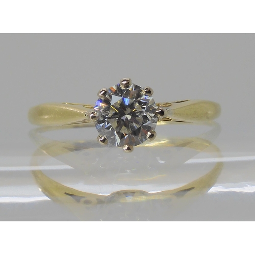 541 - A DIAMOND SOLITAIRE RING