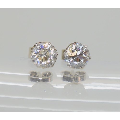 614 - A PAIR OF SUBSTANTIAL DIAMOND STUD EARRINGS