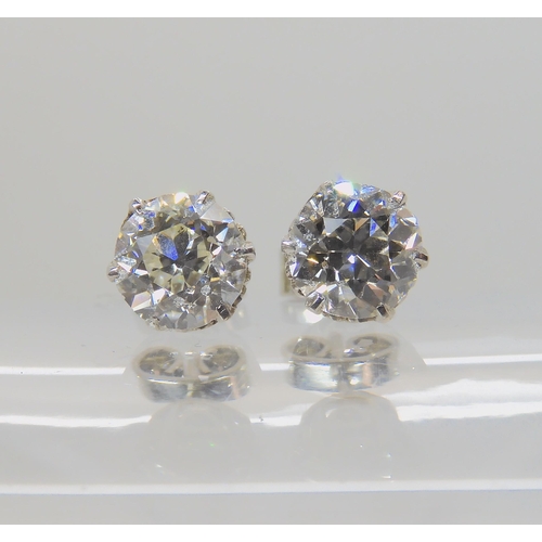 614 - A PAIR OF SUBSTANTIAL DIAMOND STUD EARRINGS